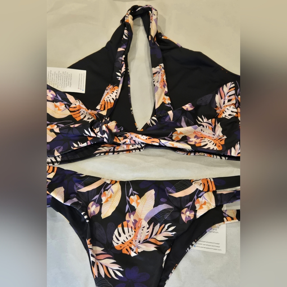 Sweet Penelope Floral Print Halter Bikini Set - Picture 4 of 6